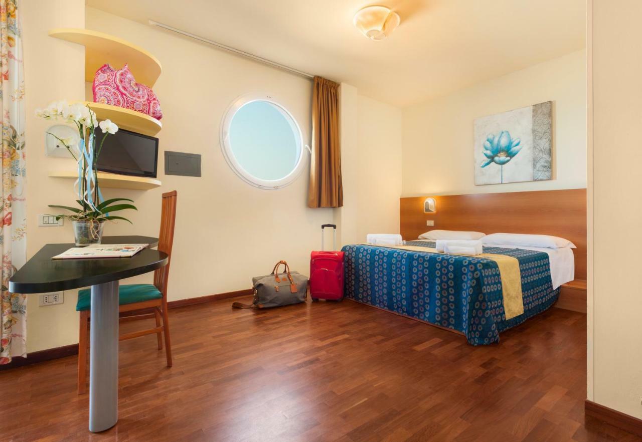 Hotel Atlantic Vista Mare Pesaro Exteriér fotografie